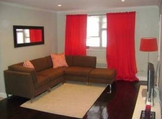 16622 17th Rd, Whitestone, NY 11357