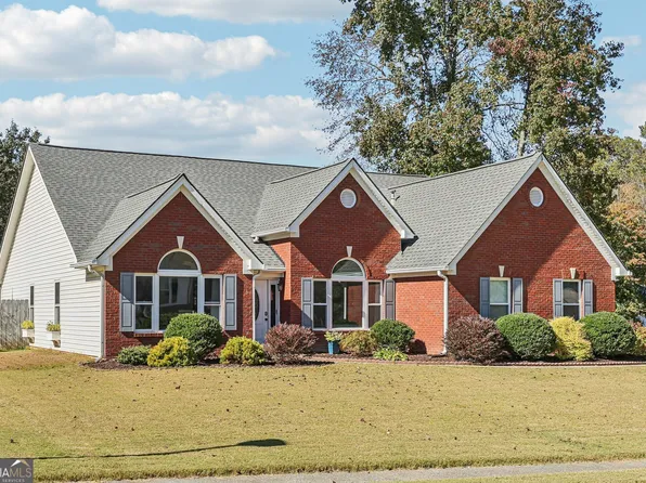 2070 Heatherton Rd, Dacula, GA 30019