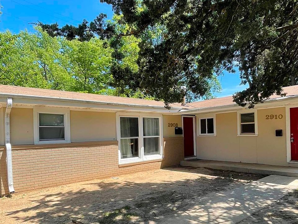1st image of 2910 Chatham Ln