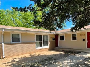 2910 Chatham Ln, Rockford, IL 61101