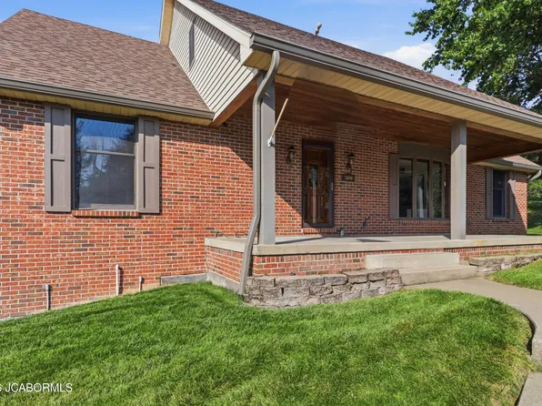 2600 Orchard Ln, Jefferson City, MO 65109