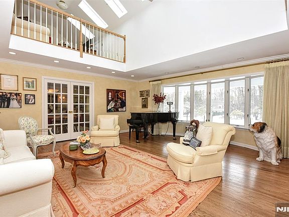 5th image of 30 Chestnut Ridge Rd