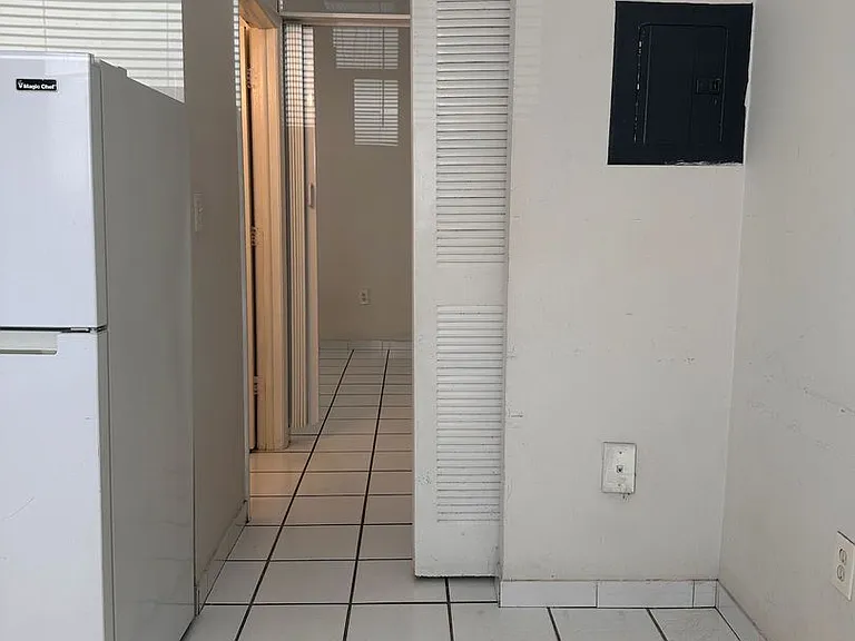 Kina Hialeah Apartments — Photo 12