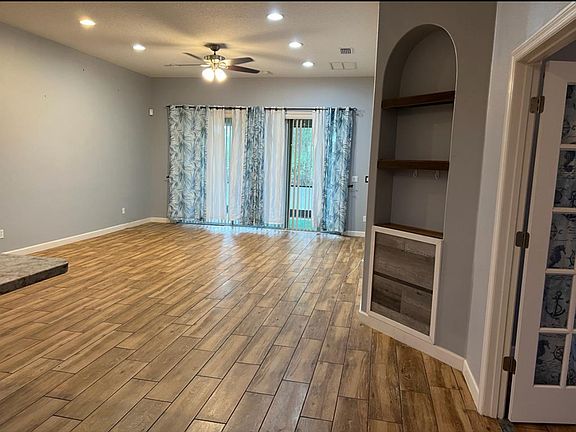 5th image of 152 Mendoza Cir #152