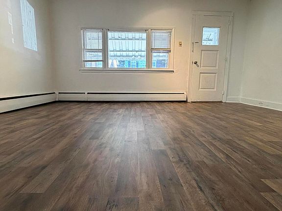 3rd image of 215 E Green St