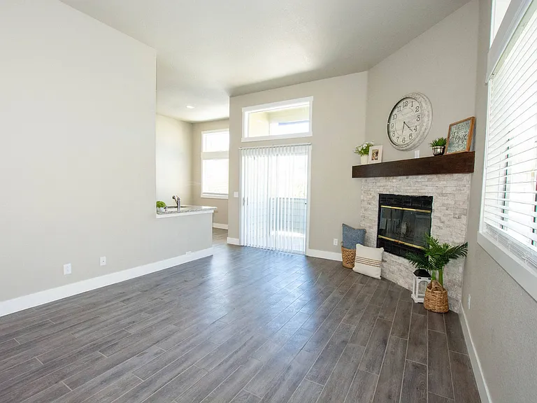 788 Mikkelsen Dr — Photo 9