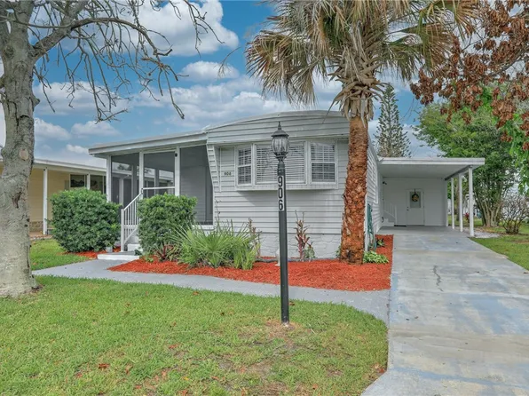 906 Wren Cir, Barefoot Bay, FL 32976