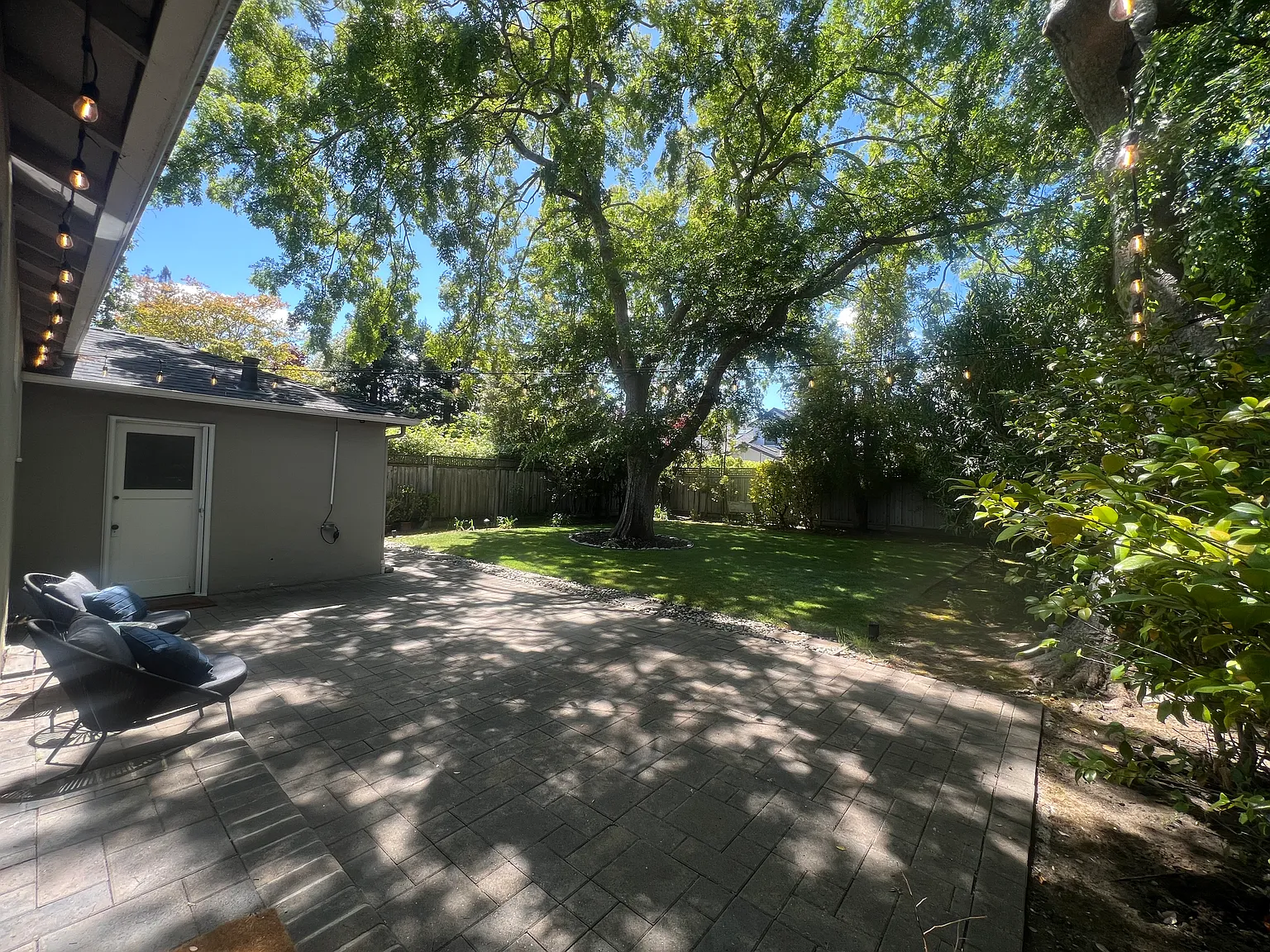2 bed, 1200 sqft, $5,250 — Photo 4