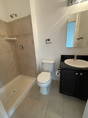 Rented by PMG Real Estate  | media 20