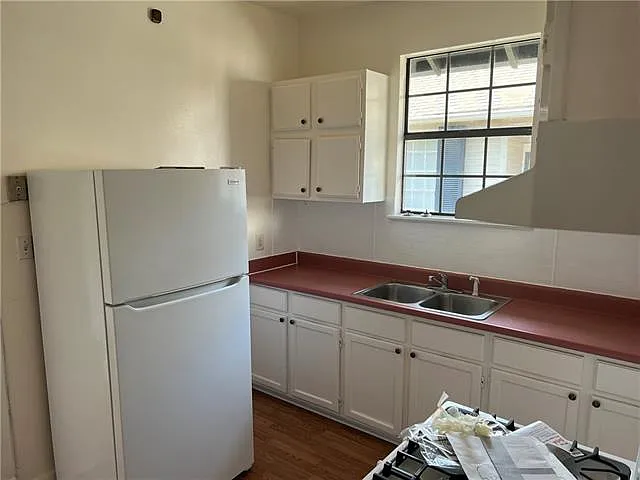 4535 Danneel St — Photo 8