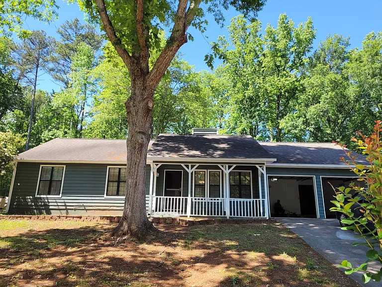 Inviting front yard after tree trimmed.