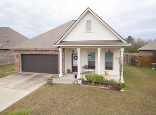 16913 Acron St, Gulfport, MS 39503