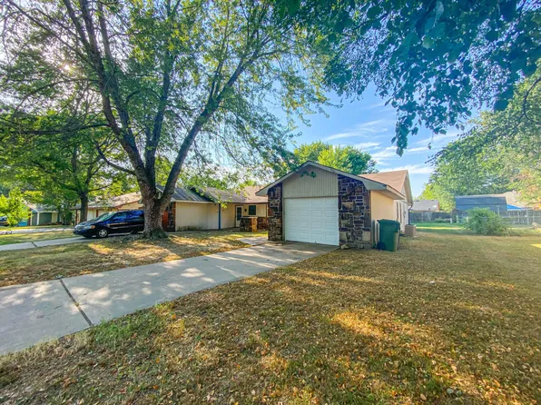 2503 Turtle Creek Dr, Rogers, AR 72756