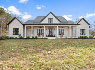 1332 Mountain Rd, Clinton, TN 37716