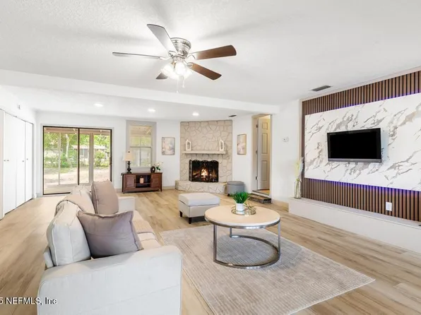 304 LAURINA Street, Jacksonville, FL 32216