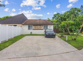 4505 NW 3rd Dr, Delray Beach, FL 33445