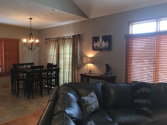 Informal Dinning Area