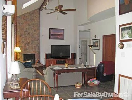 Kitchen
						:
						Has 2 built in ovens plus built in convection microwave and gas cooktop.