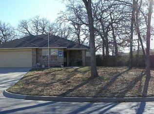 556 Dylan Ct, Azle, TX 76020