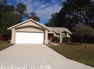 26 Raemoor Dr, Palm Coast, FL 32164