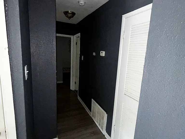 13 Drexel Dr — Photo 18