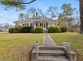 10 Puritan Rd, Bourne, MA 02532