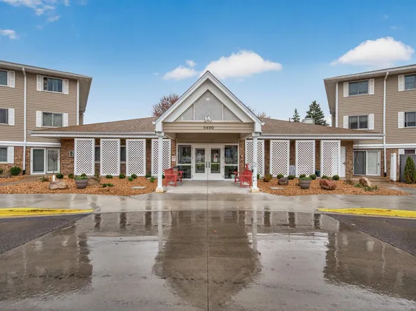 4400 36th Ave N APT 210, Robbinsdale, MN 55422