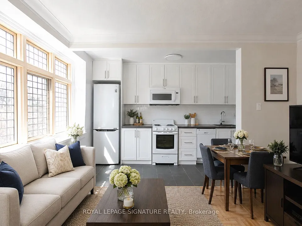 394 Avenue Rd #201-C
