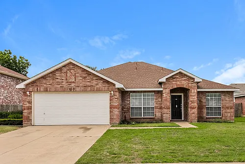 1016 Winding Creek Dr Photo 1
