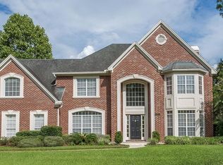 8567 Hunters Creek Dr N, Jacksonville, FL 32256