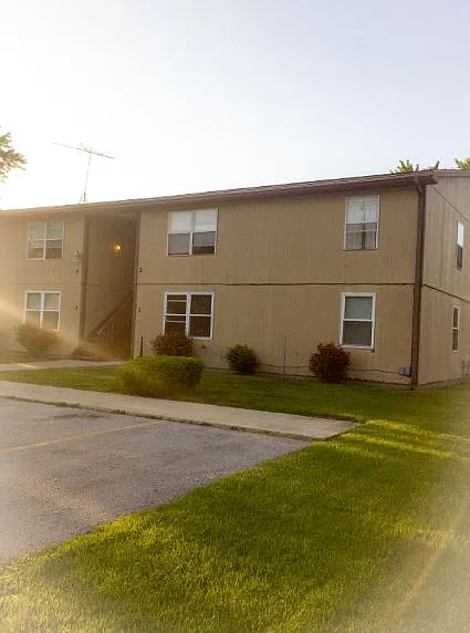 Building Photo - 111 Rita Ave