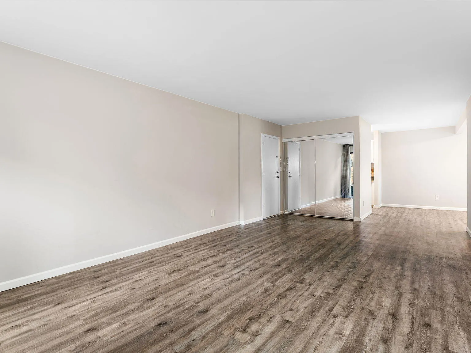2 bed, 2.0 bath, 1173 sqft, $1,875 — Photo 4