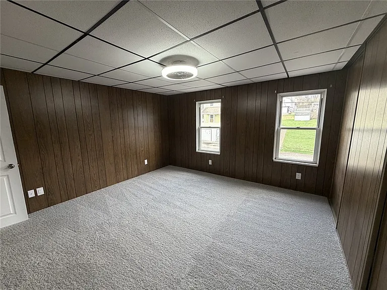 1154 Eisenhower Dr — Photo 28