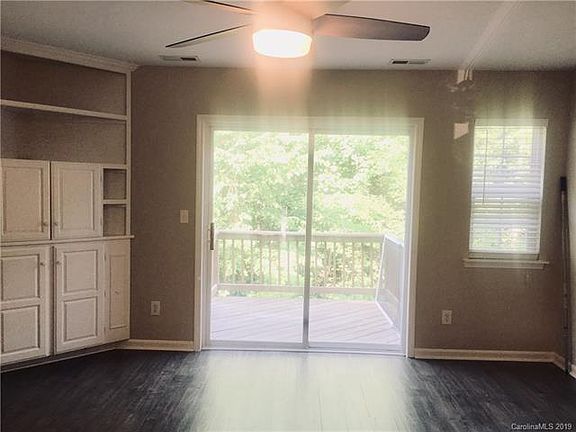 5th image of 3103 Windsor Trace Dr