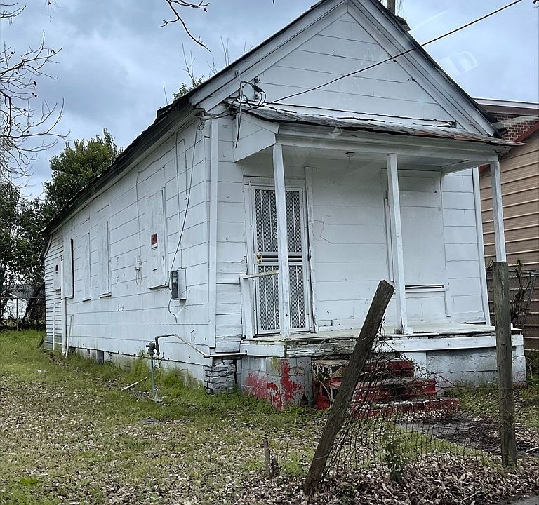 2nd image of 1108 10th Street