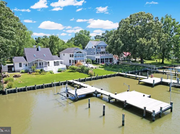 4958 Lerch Dr, Shady Side, MD 20764