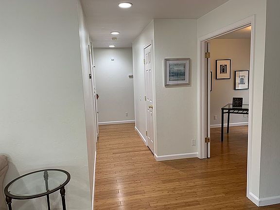 5th image of 6094 Horton Ct