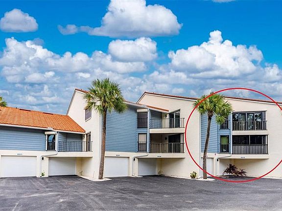 2nd image of 1401 BEACH ROAD #303