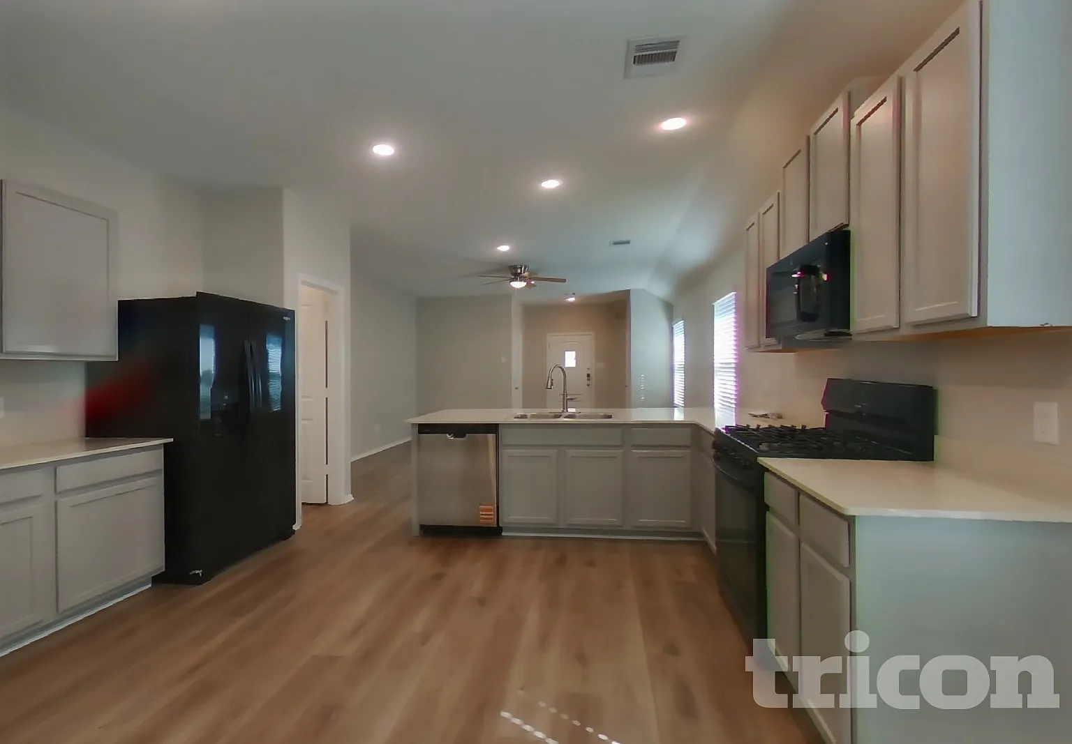 212 Seven Pines Drive Willis TX — Photo 4