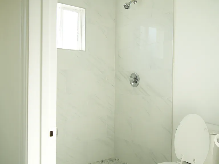 723 W F St #723 — Photo 12