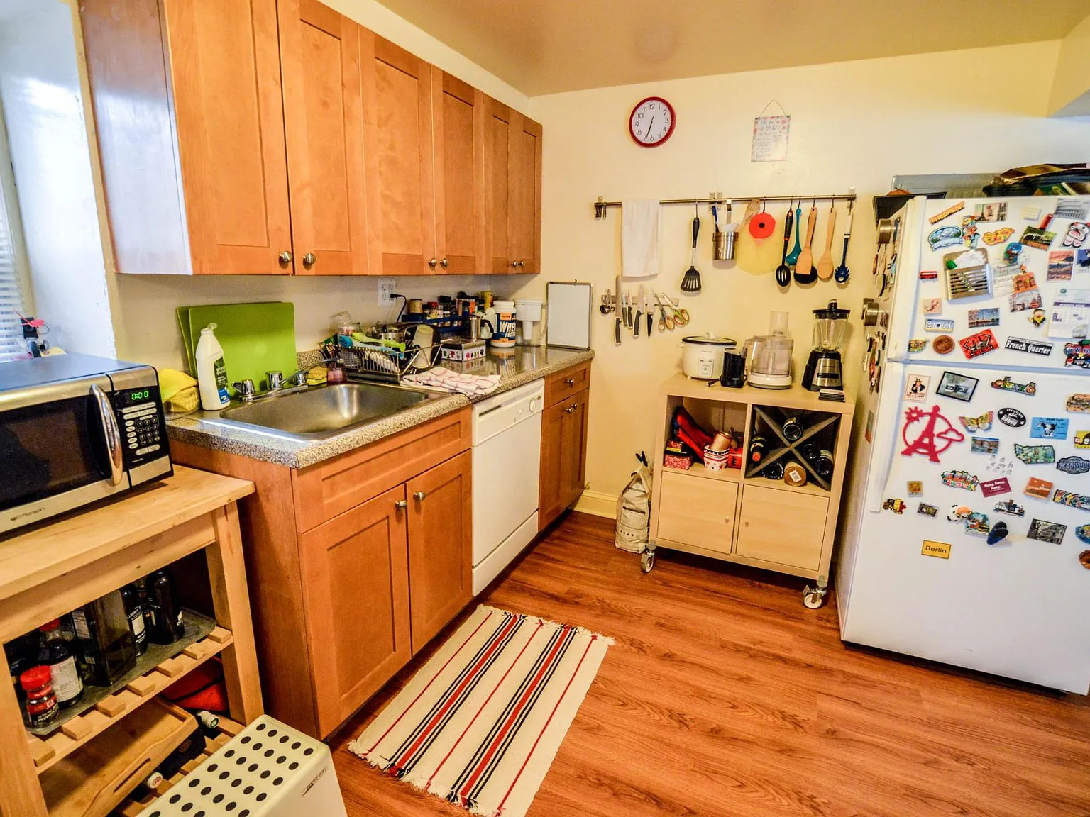 2 bed, 750 sqft, $1,995 — Photo 1