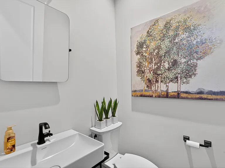 124B Fern Ave — Photo 17