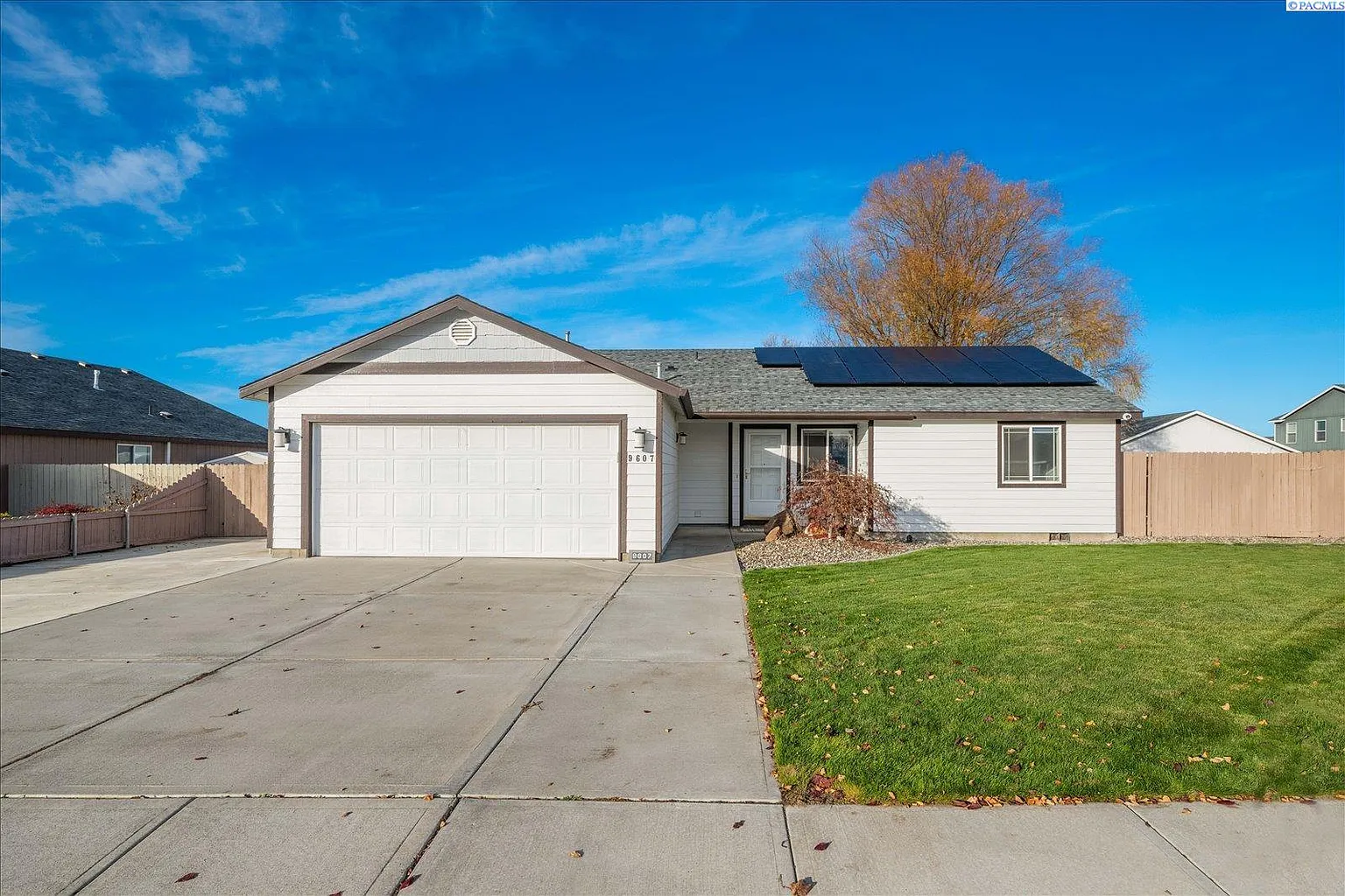 9607 Palomino Dr photo 1