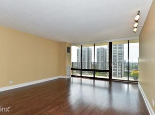 1516 N State Pkwy APT 8C, Chicago, IL 60610