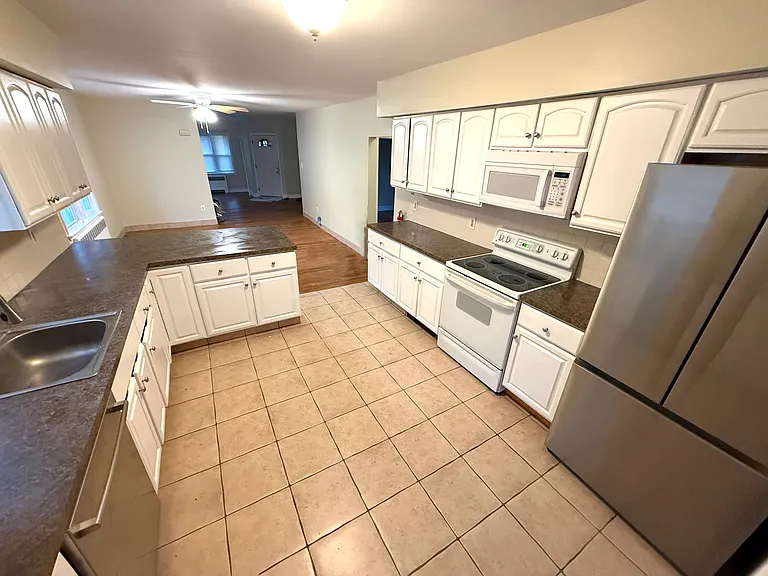 122 Penn Ave #1 — Photo 6