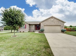 602 Babbling Brooke Dr, Monroe, OH