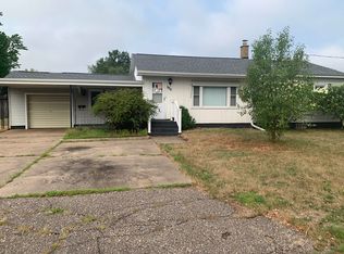 1910 Rapids St, Wisconsin Rapids, WI 54494