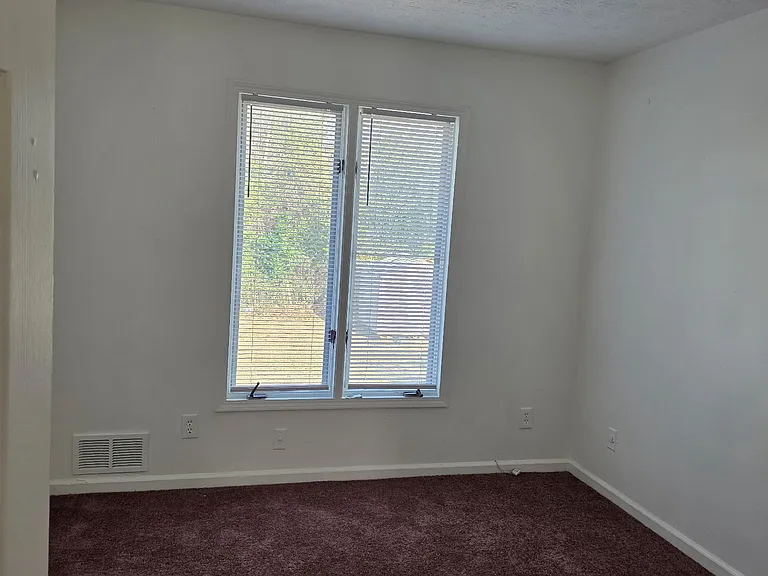2603 Golfview Ter SE — Photo 12