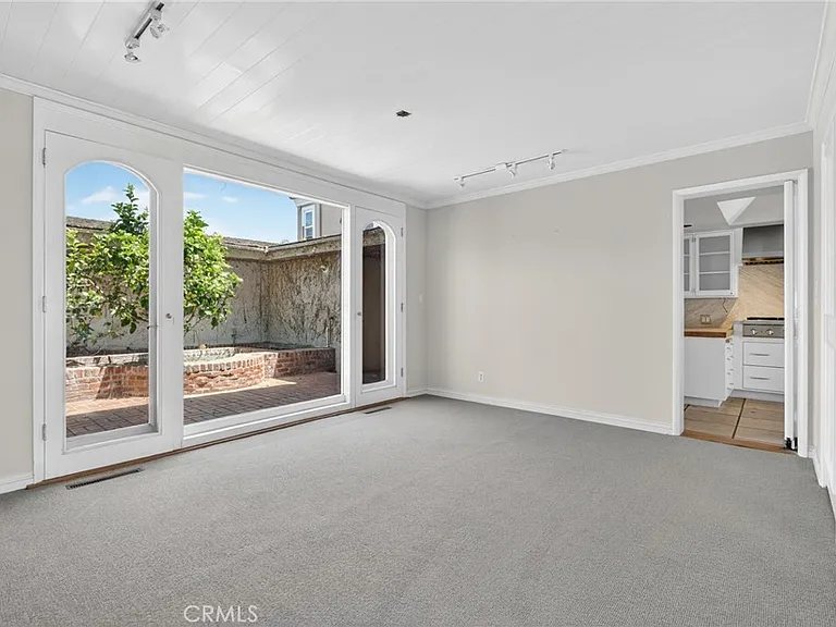 501 Morning Star Ln — Photo 13