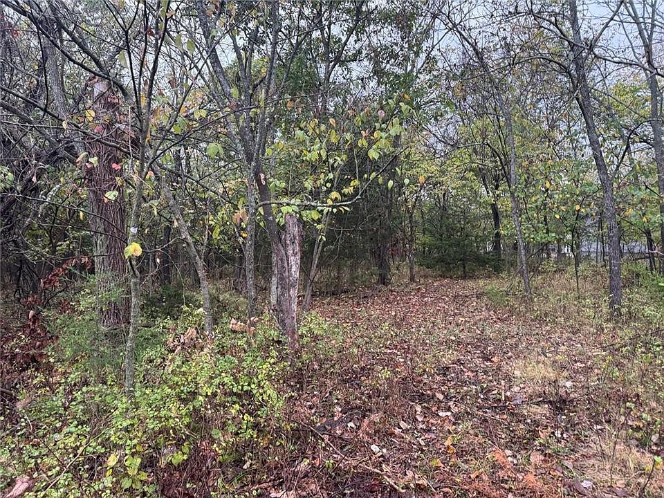 2nd image of 42 N Linn Valley Dr